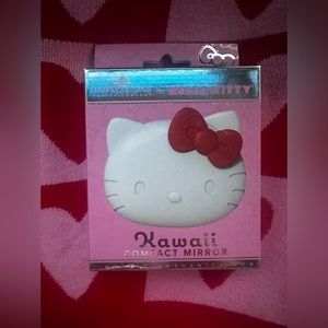 Kawaii HK Hello Kitty light up compact mirror red bow NEW in box